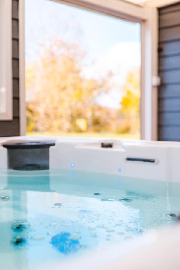 Grande Maison Avec Piscine Et Jacuzzi A La Campagne Desvres Buitenkant foto